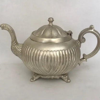 TEA POT ANTIQUE